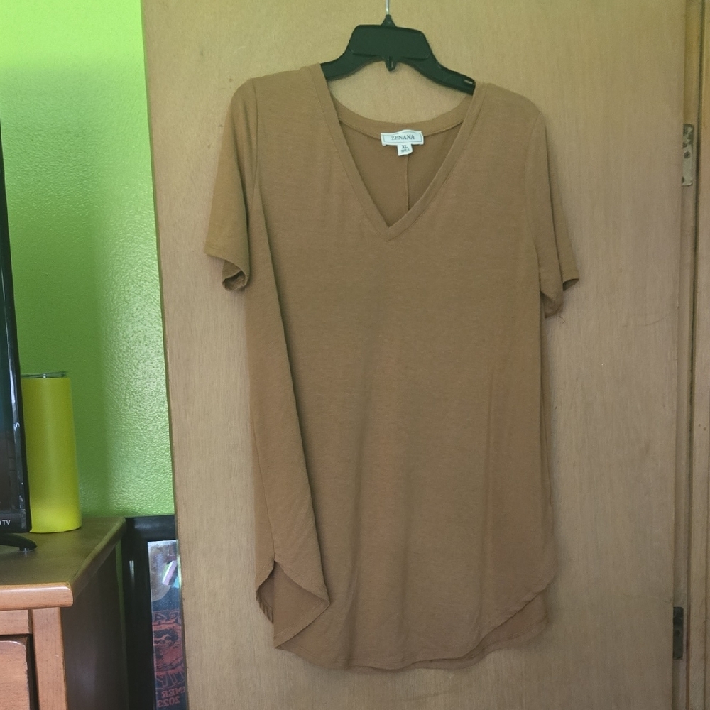 Zenana Outfitters Tan Asymmetrical Short Sleeve T-Shirt